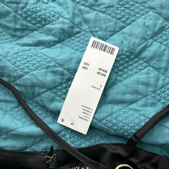 Urban Outfitters Open Ring Top - Picture 3 of 3